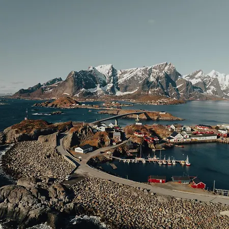 Hamnoy Horizon *