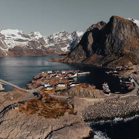 Hamnoy Horizon *