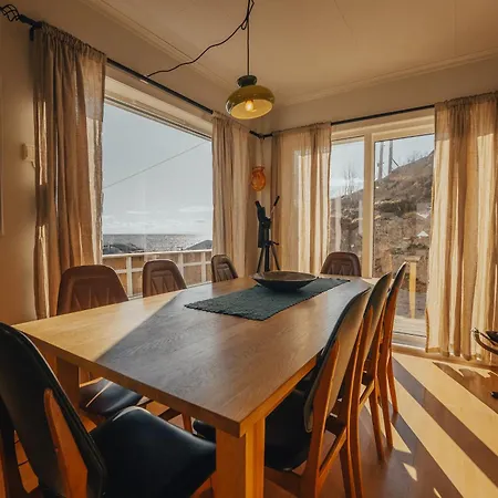 Hamnoy Horizon בית נופש *